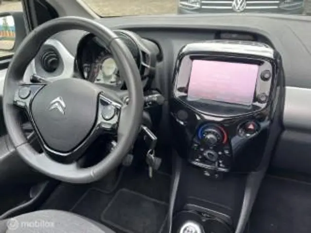 Citroën C1 1.2 PureTech Airscape Shine 2015 Benzine 10