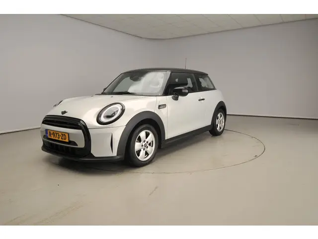 MINI 3-Deurs Cooper 2022 Benzine 39