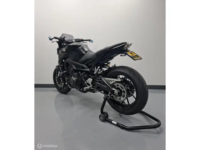 Yamaha MT 09 3