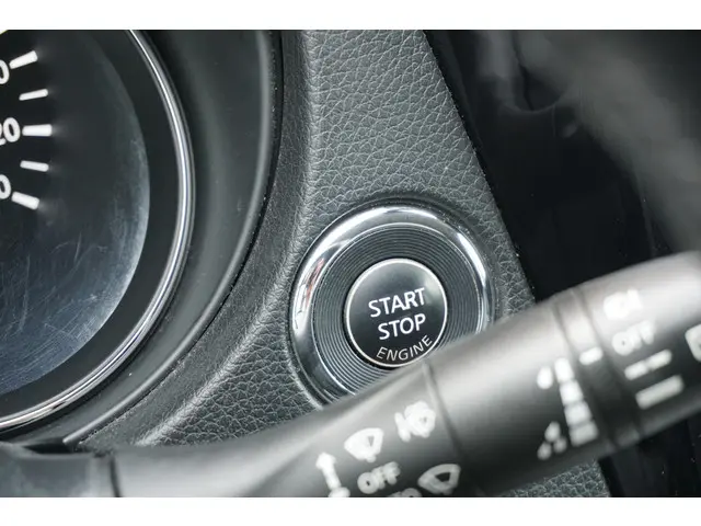 Nissan QASHQAI 1.2 Tekna 2015 Benzine 29