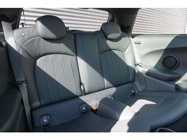MINI 3-Deurs Cooper S 2021 Benzine 10