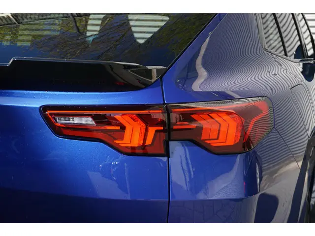 BMW iX2 xDrive30 2025 Elektrisch 24