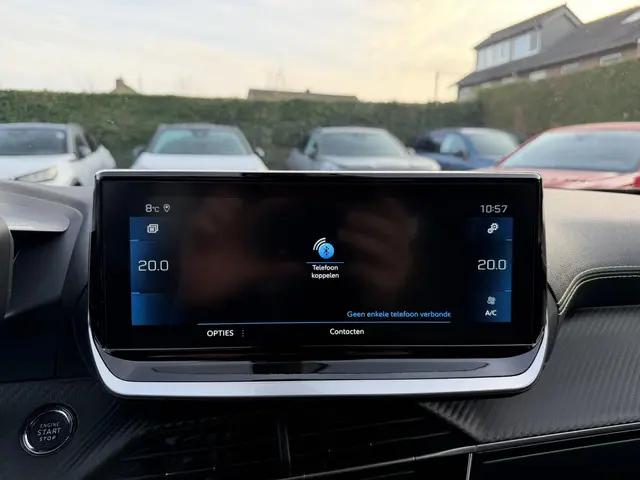 Peugeot 2008 1.2 Turbo 130 PK GT 2023 Benzine 15