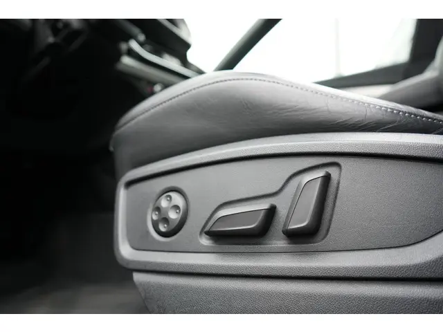 Audi Q5 55 TFSI e S Edition 2020 Hybride Benzine 11