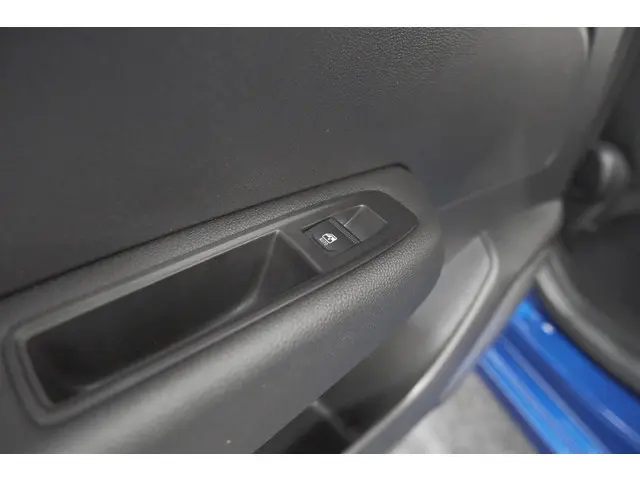 Renault Clio TCe 90 GPF Techno 2024 Benzine 31