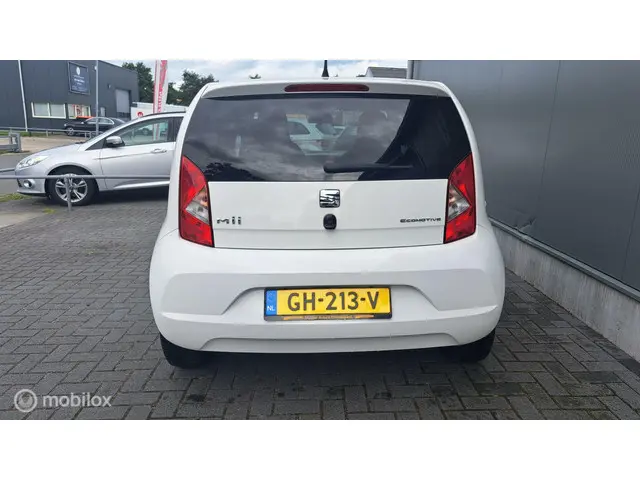 SEAT Mii 1.0 Sport Dynamic 2015 Benzine 8