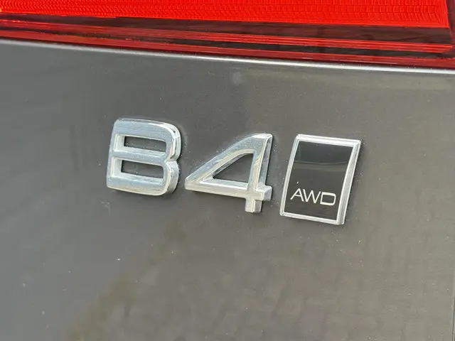 Volvo XC60 B4 D AWD Plus Dark 2023 Diesel 9