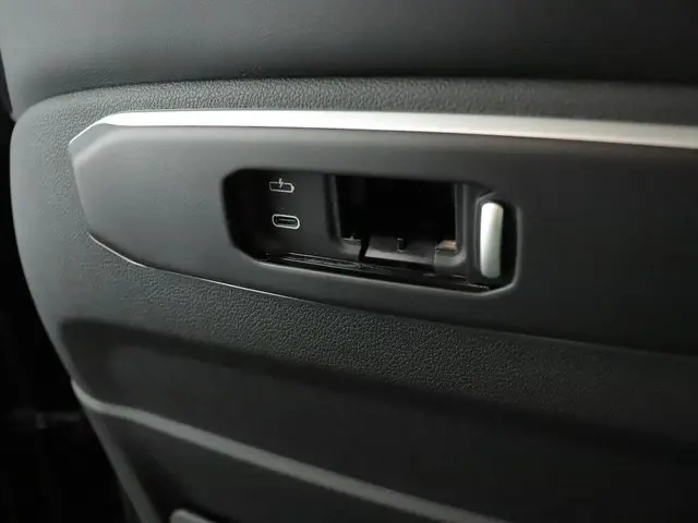 BMW X5 xDrive50e 2025 Hybride Benzine 82