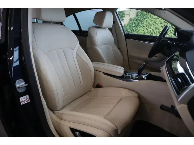 BMW 5 Serie Sedan 2019 Benzine 8