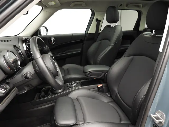 MINI Countryman SE 2021 Hybride Benzine 7