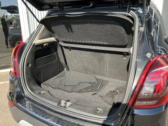 Opel Mokka X 1.4 Turbo Innovation 2017 Benzine 31