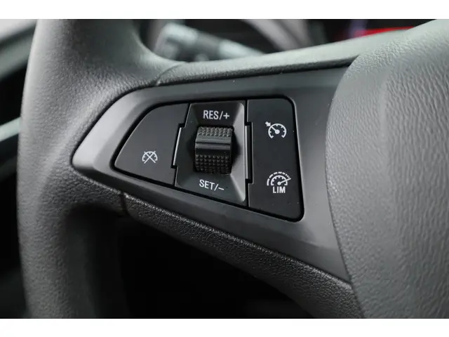 Opel KARL 1.0 Rocks Online Edition 2019 Benzine 9