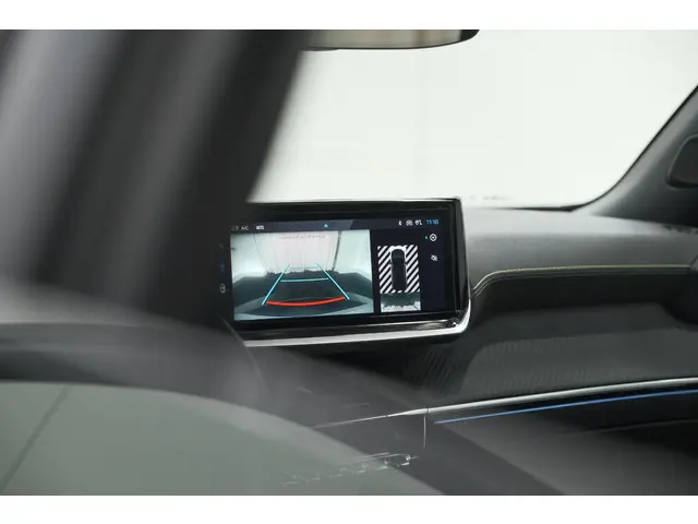 Peugeot e-2008 EV GT 50 kWh 2025 Elektrisch 13