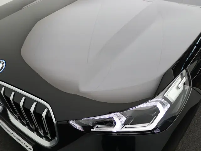 BMW X1 xDrive30e 2024 Hybride Benzine 8