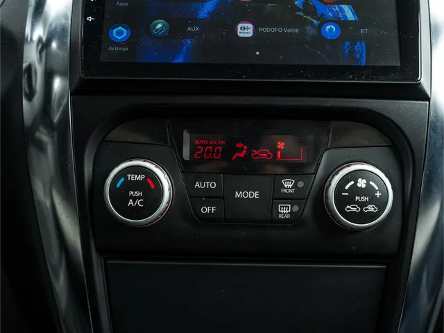 Suzuki SX4 1.6 Exclusive 2010 Benzine 11