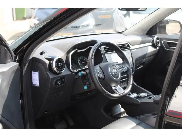 MG MG ZS EV Luxury 45 kWh//Pano//Camera!! 2019 Elektrisch 4