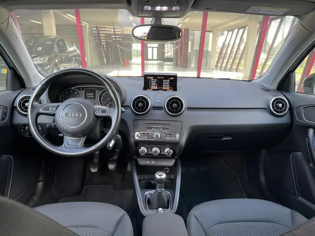 Audi A1 Sportback 1.4 TFSI Adrenalin 2017 Benzine 13