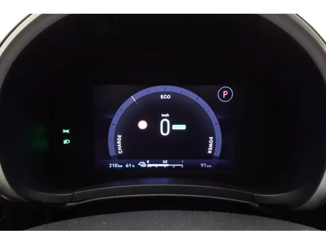 Fiat 600 600e RED 54 kWh 2025 Elektrisch 30