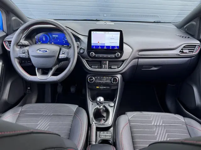 Ford Puma 1.0 ECOBOOST HYBRID ST-LINE X 2022 Benzine 7