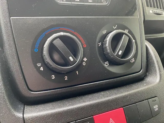 Peugeot Boxer 328 2.0 BlueHDI L1H1 Profit+ 2016 Diesel 15