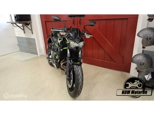 Kawasaki Z650 Z 650 2021 Benzine 8