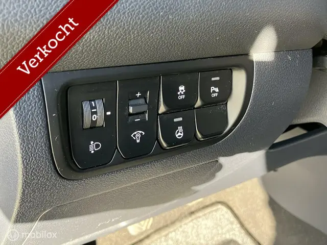 Kia Rio 1.2 CVVT World Cup Edition 2014 Benzine 8