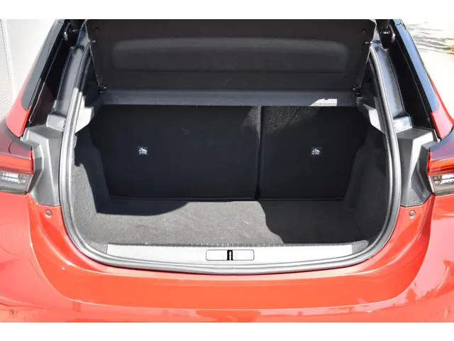 Opel Corsa 1.2 GS Line 2019 Benzine 19