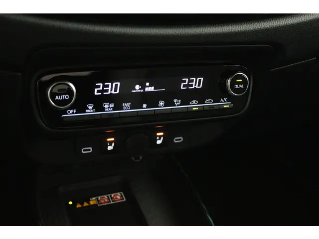 Toyota Aygo X Hybrid 115 envy 2026 Hybride Benzine 7