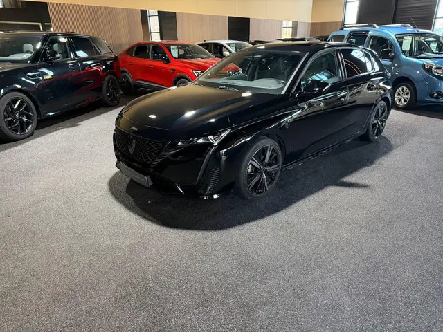 Peugeot 308 1.2 PureTech GT Pack Business 2022 Benzine