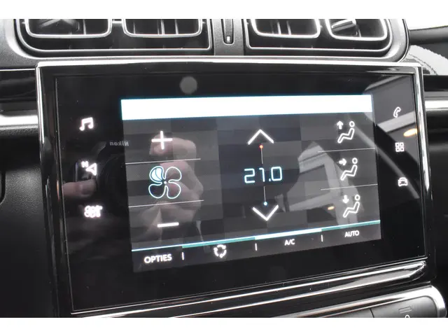 Citroën C3 PureTech 110 Shine 2023 Benzine 17