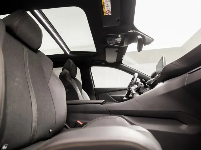 Peugeot 3008 1.2 PureTech GT Line 2016 Benzine 8
