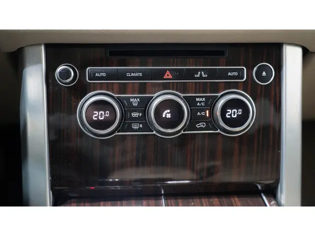 Land Rover Range Rover 3.0 TDV6 HSE 2013 Diesel 32