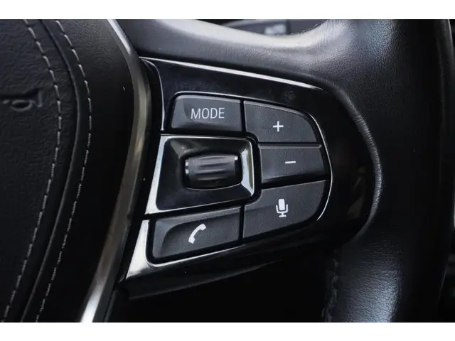 BMW 5 Serie Touring 520i 2018 Benzine 27