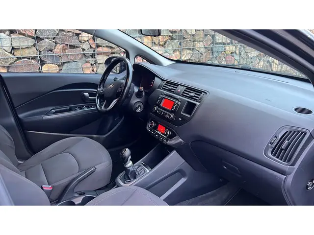 Kia Rio 1.4 CVVT ExecutiveLine 2014 Benzine 15