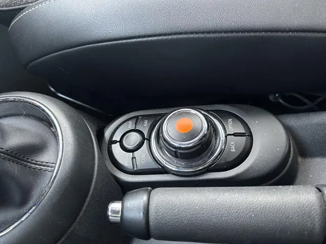 MINI One Mini 1.5 Chili 2020 Benzine 32