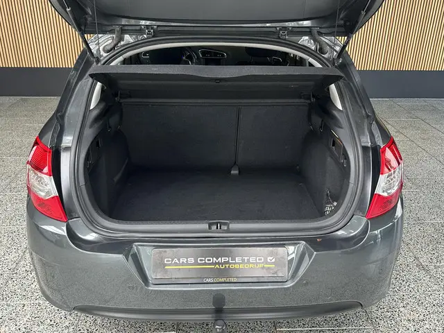 Citroën C4 1.2 PureTech Exclusive 2015 Benzine 8