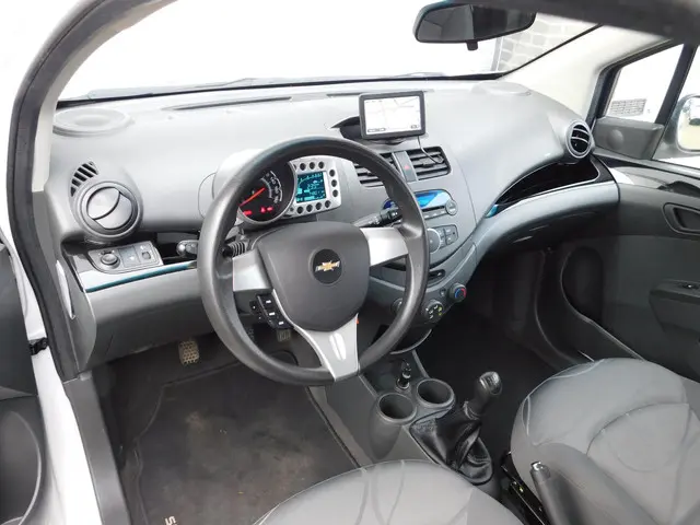 Chevrolet Spark 1.0 16V LS Bi-Fuel LPG AIRCO 2012 LPG/Gas 6