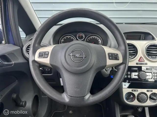 Opel Corsa 1.2 EcoFlex Selection | Airco 2013 Benzine 18