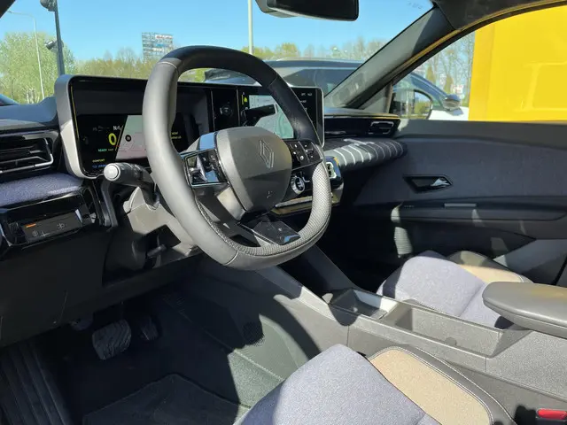 Renault 5 150 pk Comfort Range Techno 2024 Elektrisch 8
