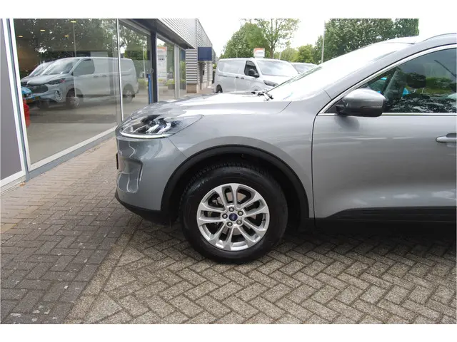 Ford Kuga 1.5 EcoBoost 150PK Titanium 2020 Benzine 9