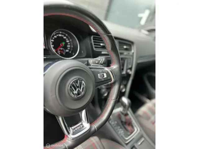 Volkswagen Golf GTI 2.0 TSI |GERESERVEERD 2016 Benzine 10