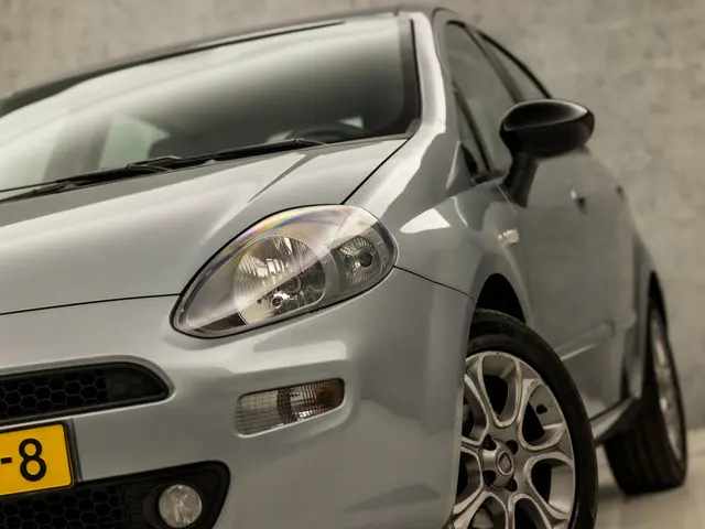 Fiat Punto Evo 0.9 TwinAir Sport 2013 Benzine 26