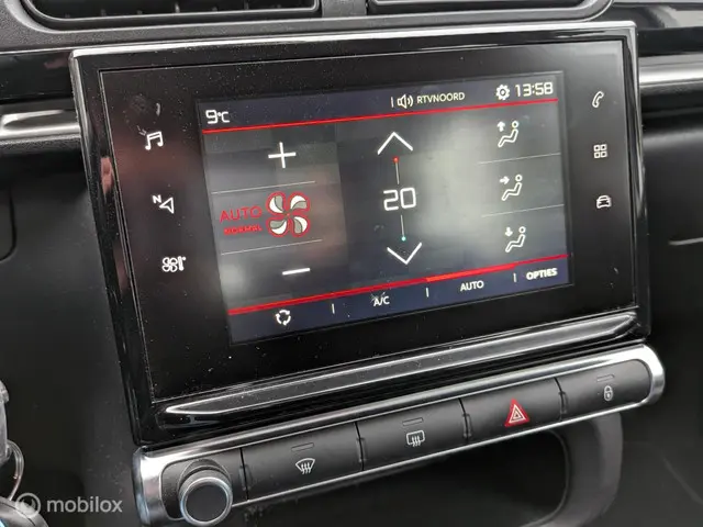 Citroën C3 1.2 PureTech Shine/ trekhhaak 2017 Benzine 14