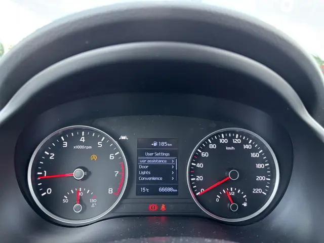 Kia Stonic 1.0 T-GDi DynamicPlusLine 2019 Benzine 19