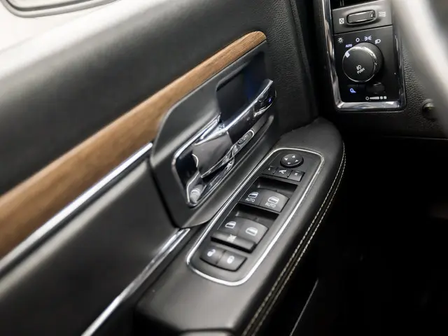 Dodge Ram 1500 5.7 V8 Quad Cab 6'4 2014 LPG/Gas 27