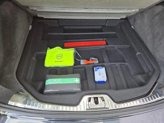 Volvo V60 T3 150 pk Momentum Automaat 2014 Benzine 26