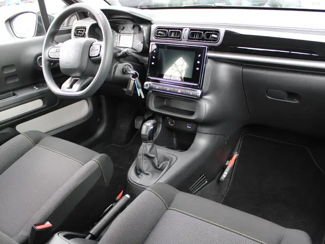 Citroën C3 1.2 PureTech Plus 2024 Benzine 3