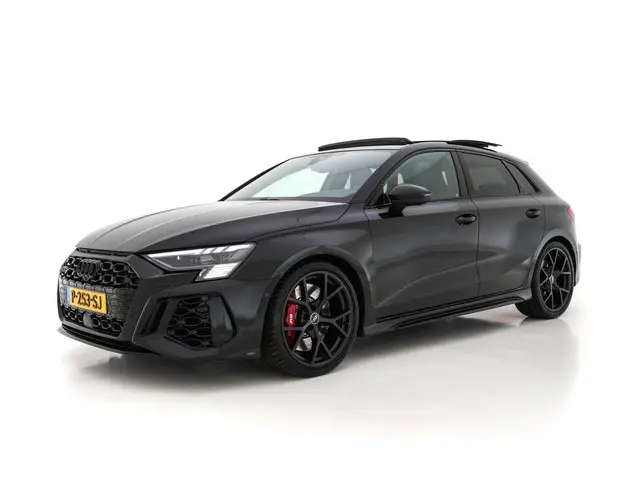 Audi RS3 3
