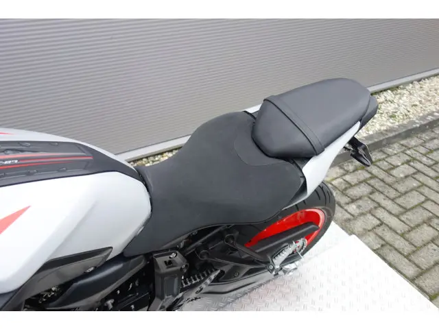 Yamaha MT 07 ABS 2019 Benzine 22