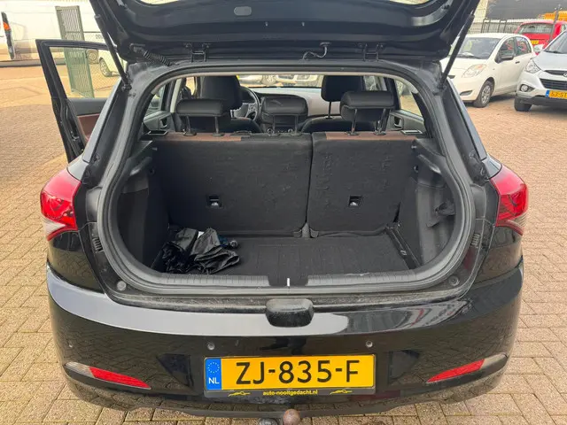 Hyundai i20 1.0 T-GDI Comfort 2019 Benzine 11